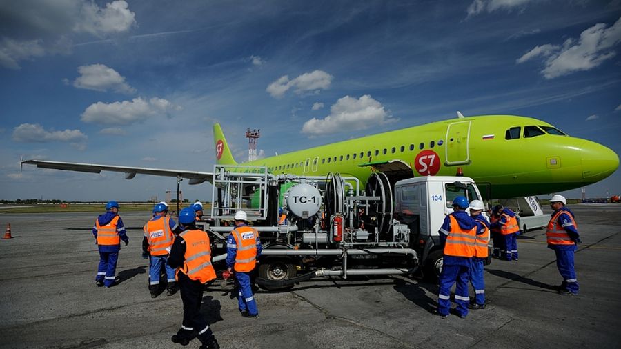 “Gazprom Neft” And S7 Airlines Became The First Company In Russia That Switched To Blockchain Technology