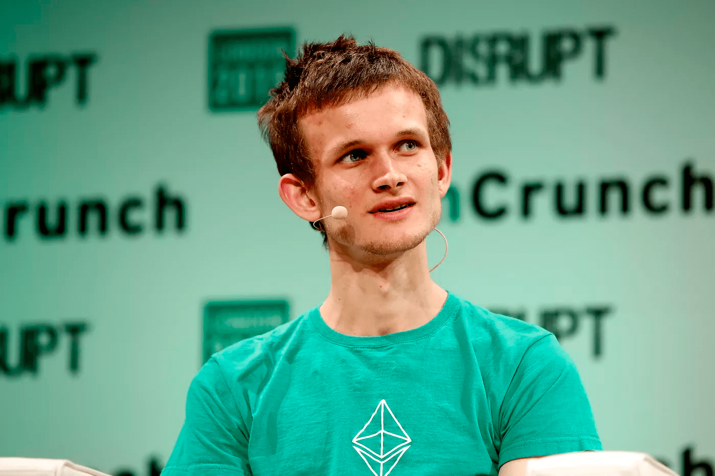 BUTERIN STANDS UP FOR CRYPTO HODLER