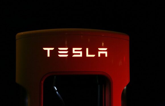Tesla Earnings Report to Shed Light on its Bitcoin Holdings